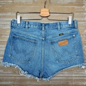 Wrangler Festival High Rise Jean Shorts